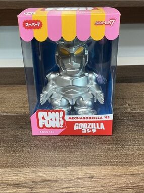 fun 2 fun Silver Mechagodzilla '93 Vinyl Figure with Yellow Eyes